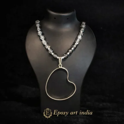 Natural Glass Beads in Gray Colour Iragular Shape Pendant Bezel for Resin Art