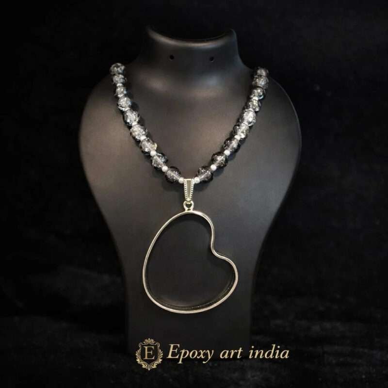 Natural Glass Beads in Gray Colour Iragular Shape Pendant Bezel for Resin Art