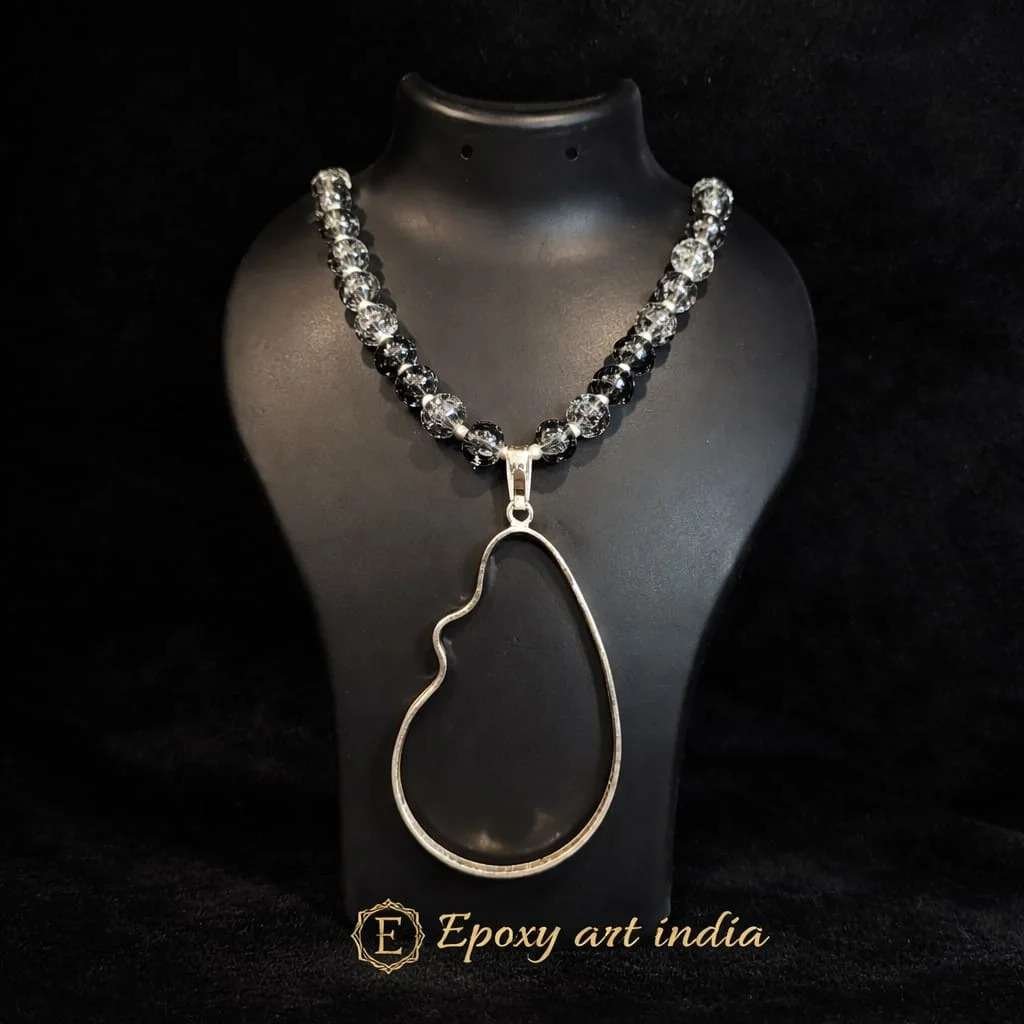 Natural Gray Glass Beads Irragular Shape Pendant Bezel for Resin Art Natural Gray Glass Beads Irragular Shape Pendant Bezel for Resin Art