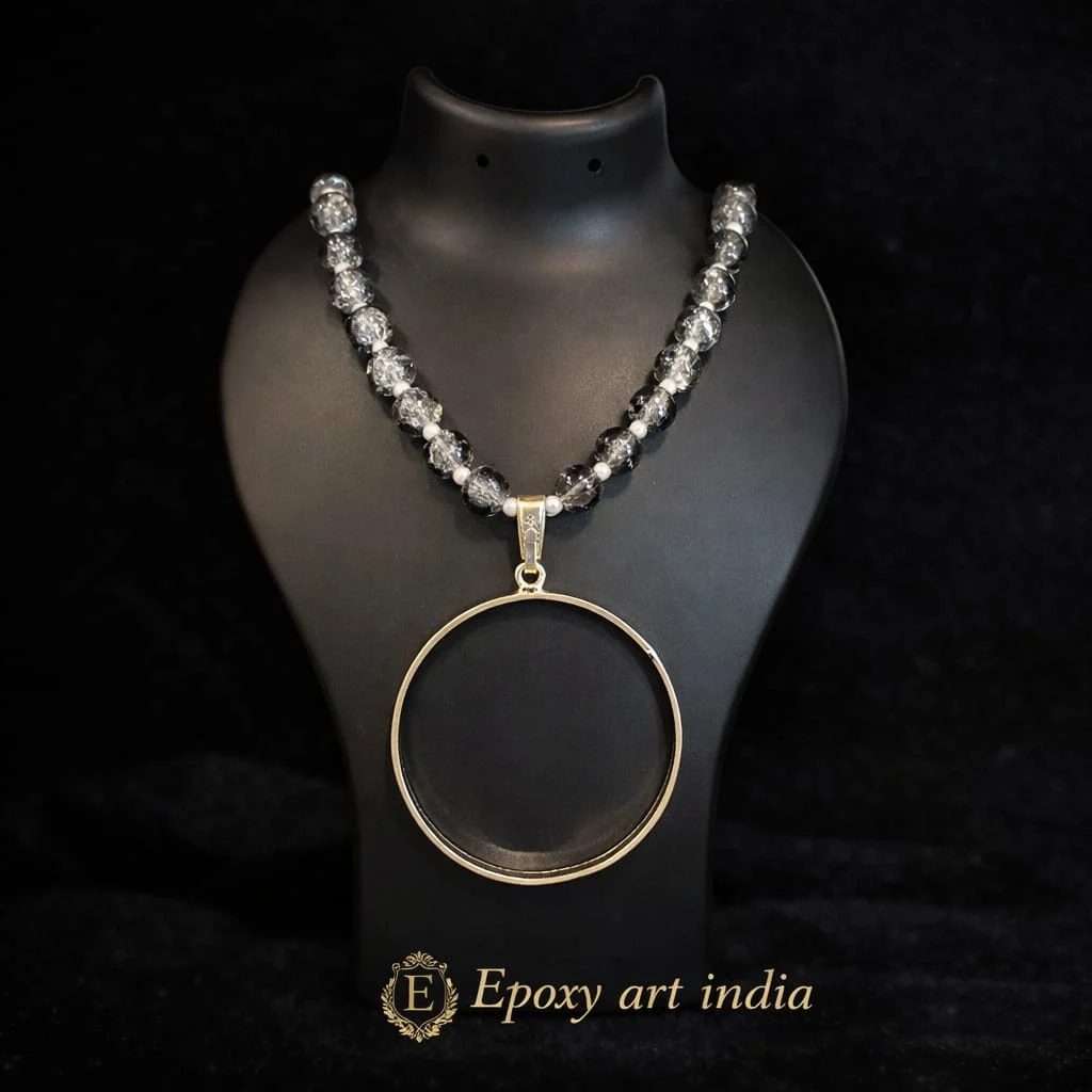Glass Beads In Gray Colour Pendant Bezel In Round Shape for Resin Art Glass Beads In Gray Colour Pendant Bezel In Round Shape for Resin Art