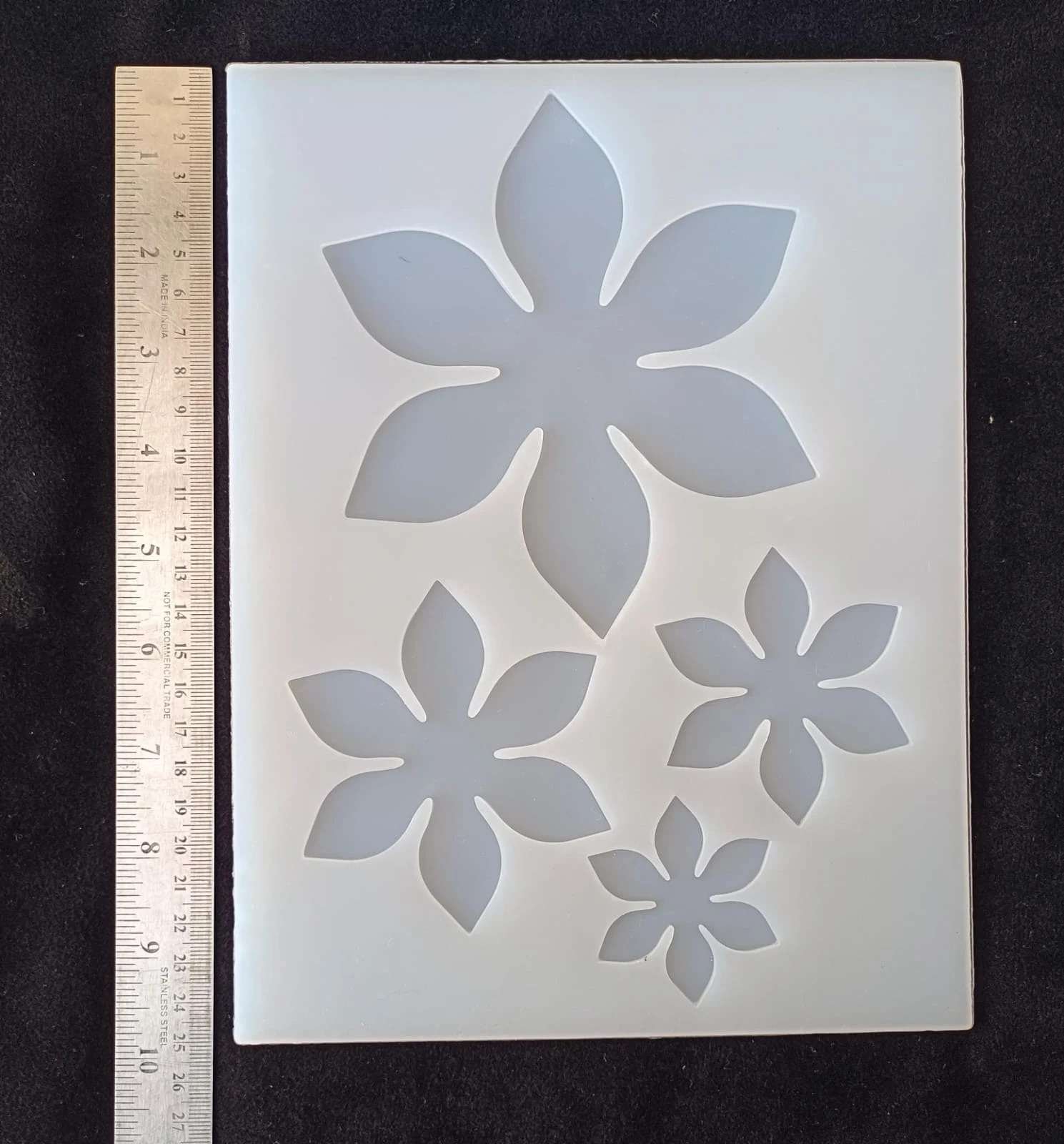 3D 4 Cavity Flower Mold for Resin Art – Silicone Mold for DIY Crafts 3D 4 Cavity Flower Mold for Resin Art – Silicone Mold for DIY Crafts