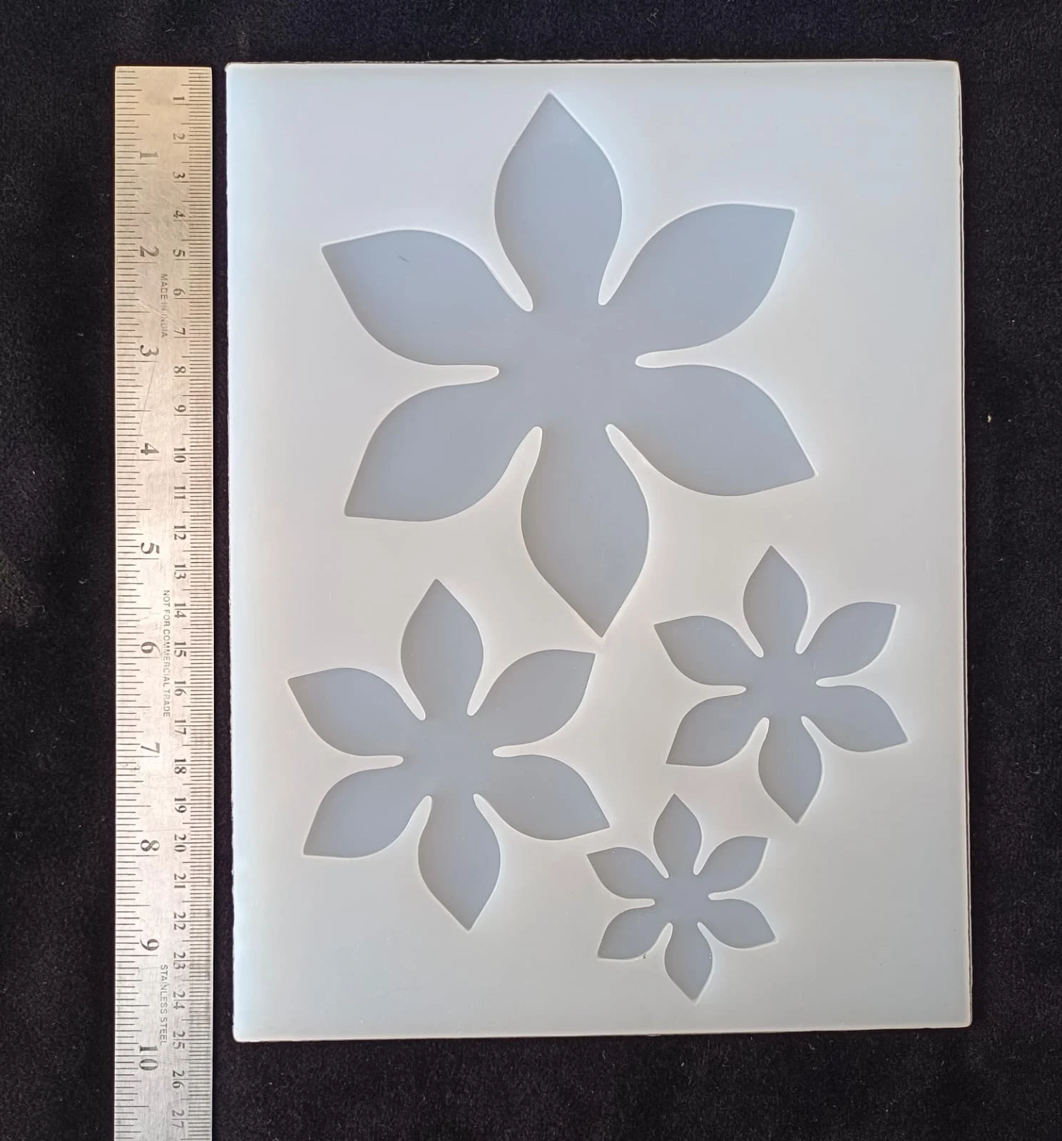 3D 4 Cavity Flower Mold for Resin Art – Silicone Mold for DIY Crafts 3D 4 Cavity Flower Mold for Resin Art – Silicone Mold for DIY Crafts