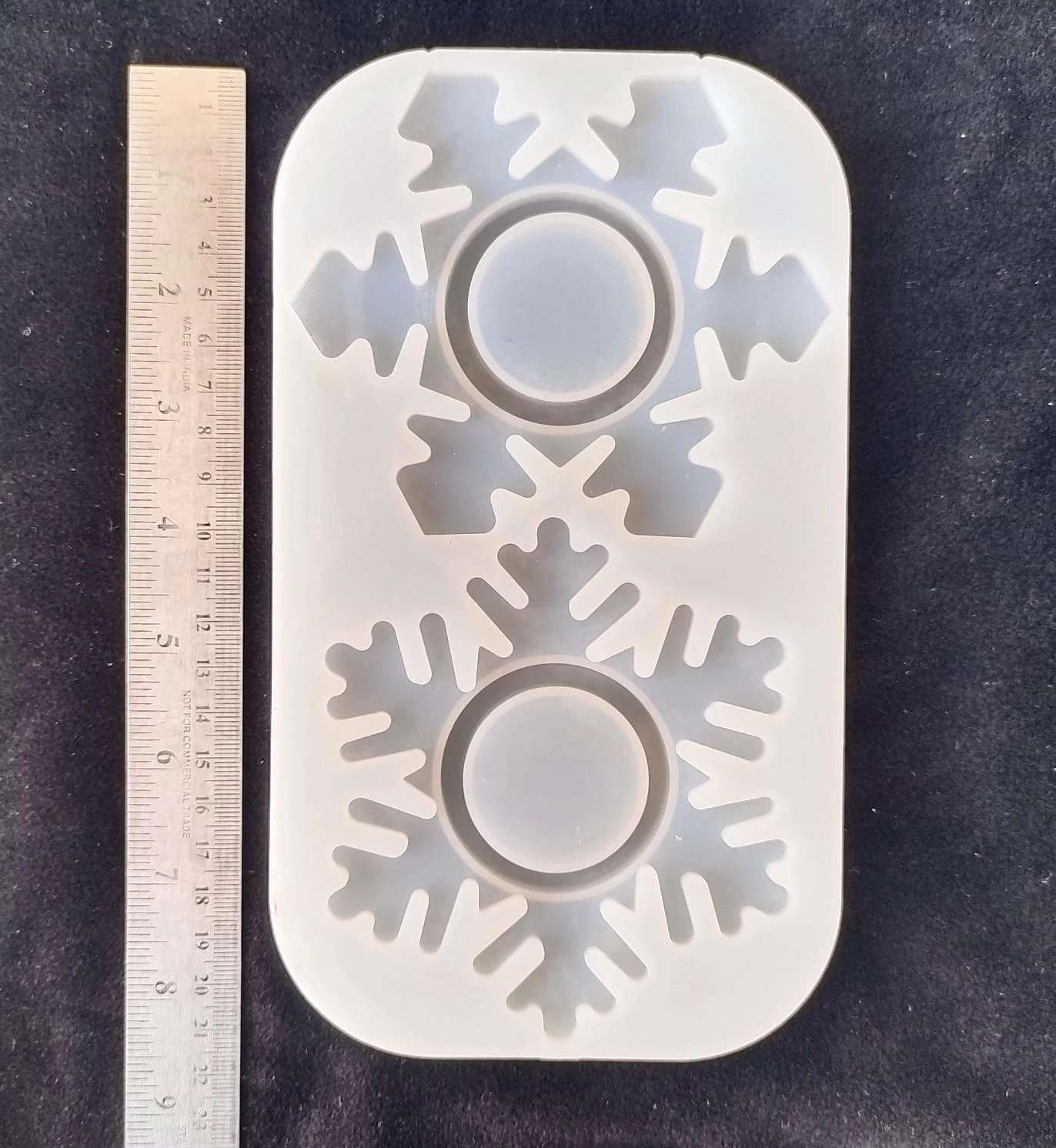Christmas Tealight Holder Mold – Silicone Mold for Resin & DIY Crafts Christmas Tealight Holder Mold – Silicone Mold for Resin & DIY Crafts